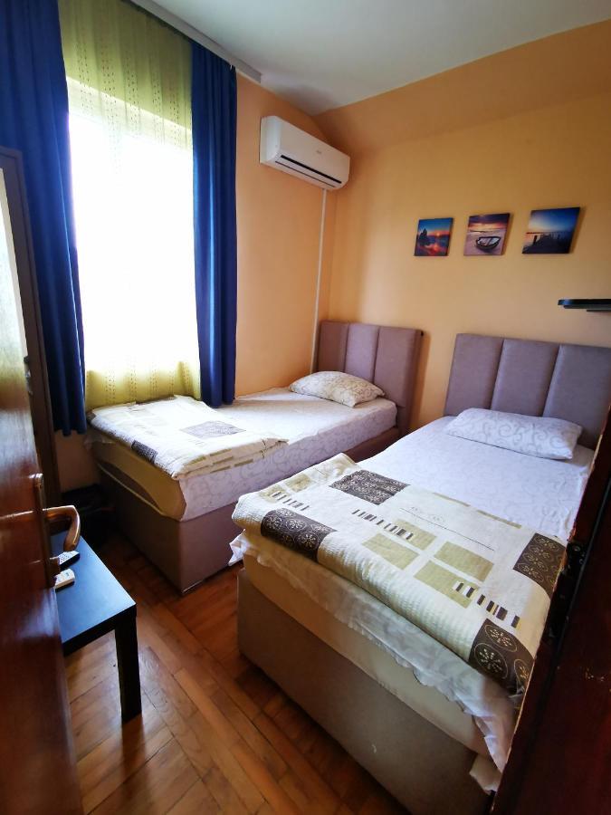 Explorer Podgorica Exterior foto